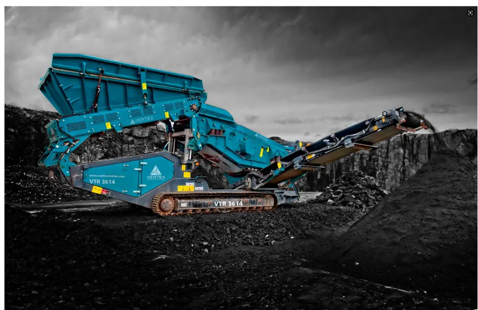 split rock quarry stone crusher photos​
